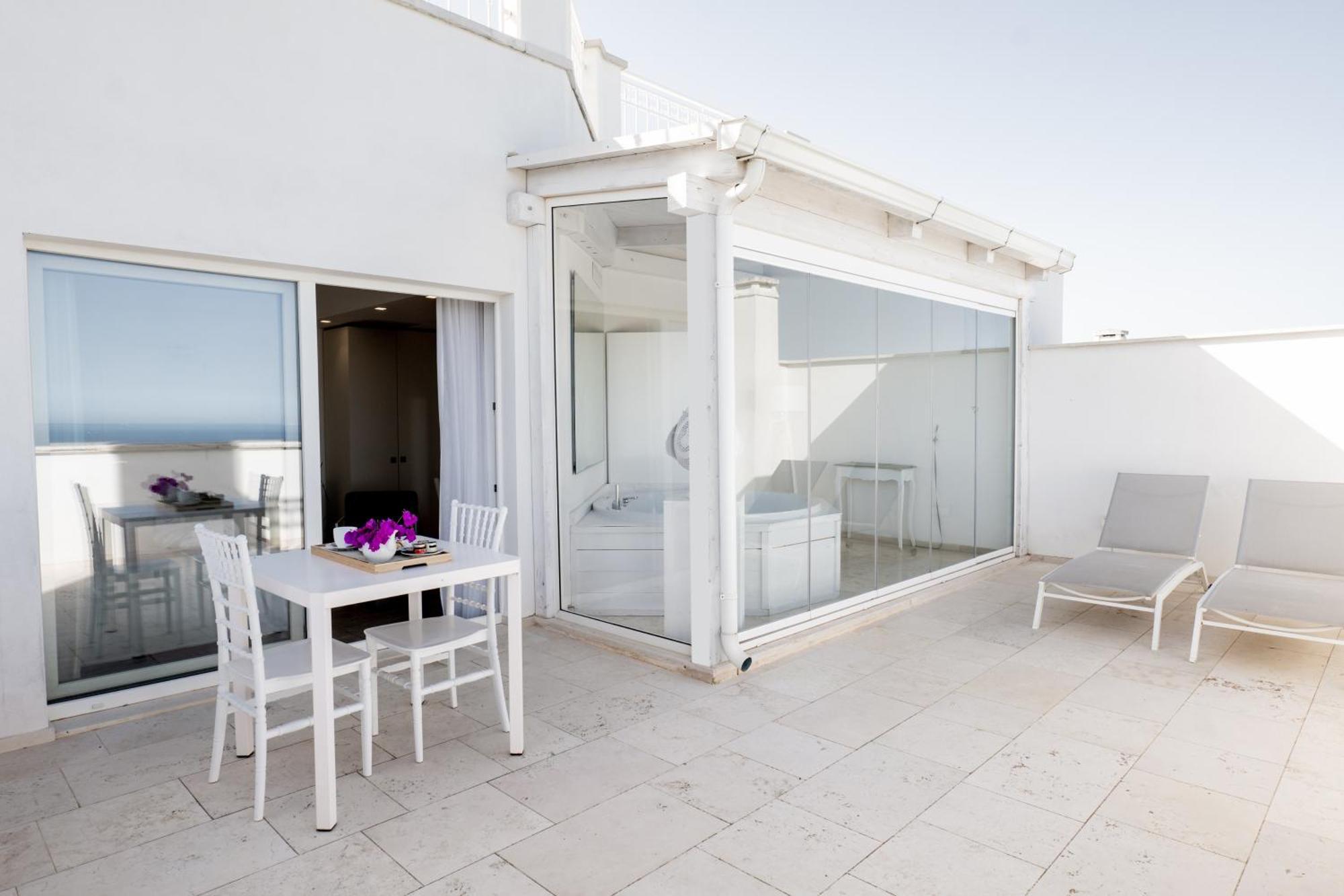 Suite with Spa Bath
